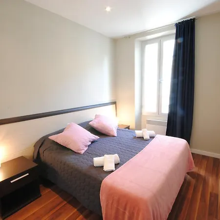 Apartment Rue Hoche Mag143 Cannes